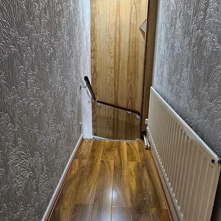 Stylish 2 Bed Room Terrace House Belfast Exterior foto